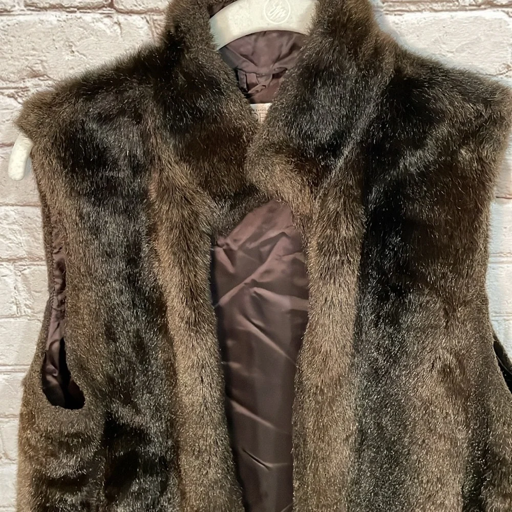 LOFT Rich Brown Faux Fur Vest - Picture 2 of 5